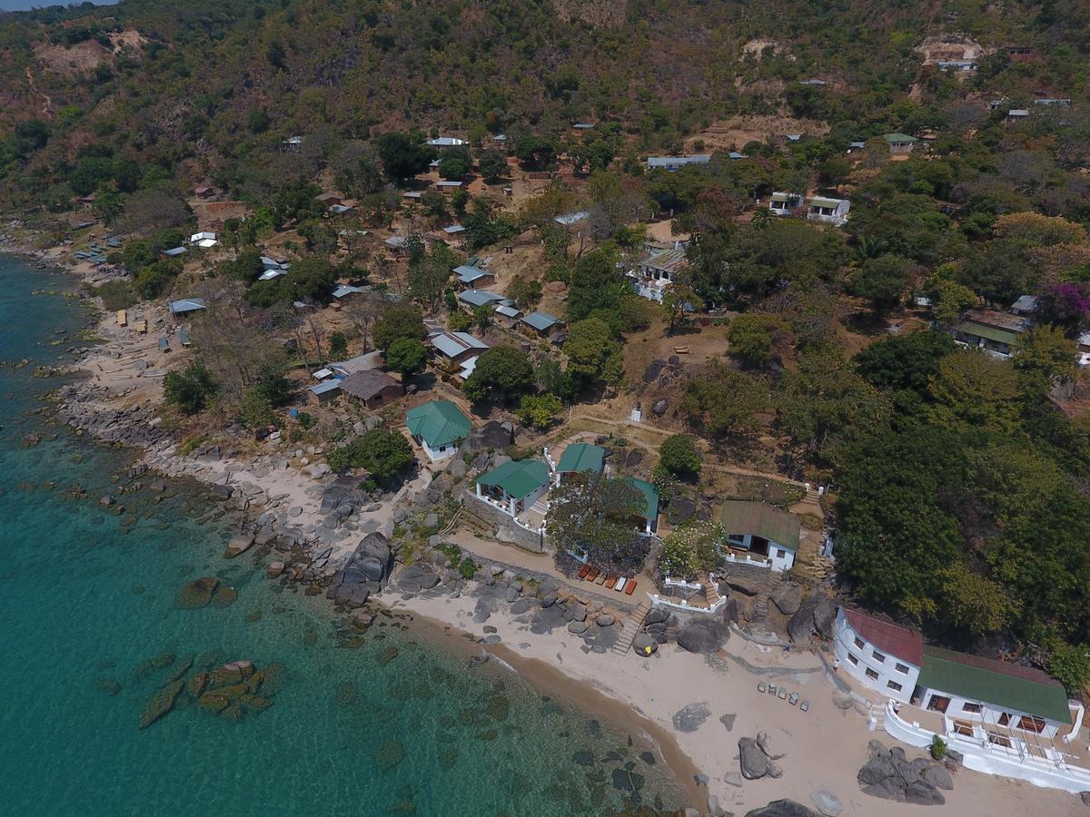 Njaya Lodge Nkhata Bay Exterior foto